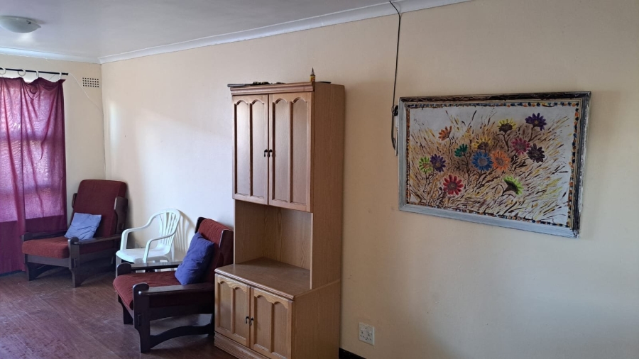 2 Bedroom Property for Sale in Grassy Park Western Cape